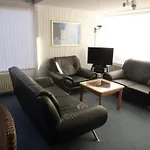 Cosy Holiday Home With Garden