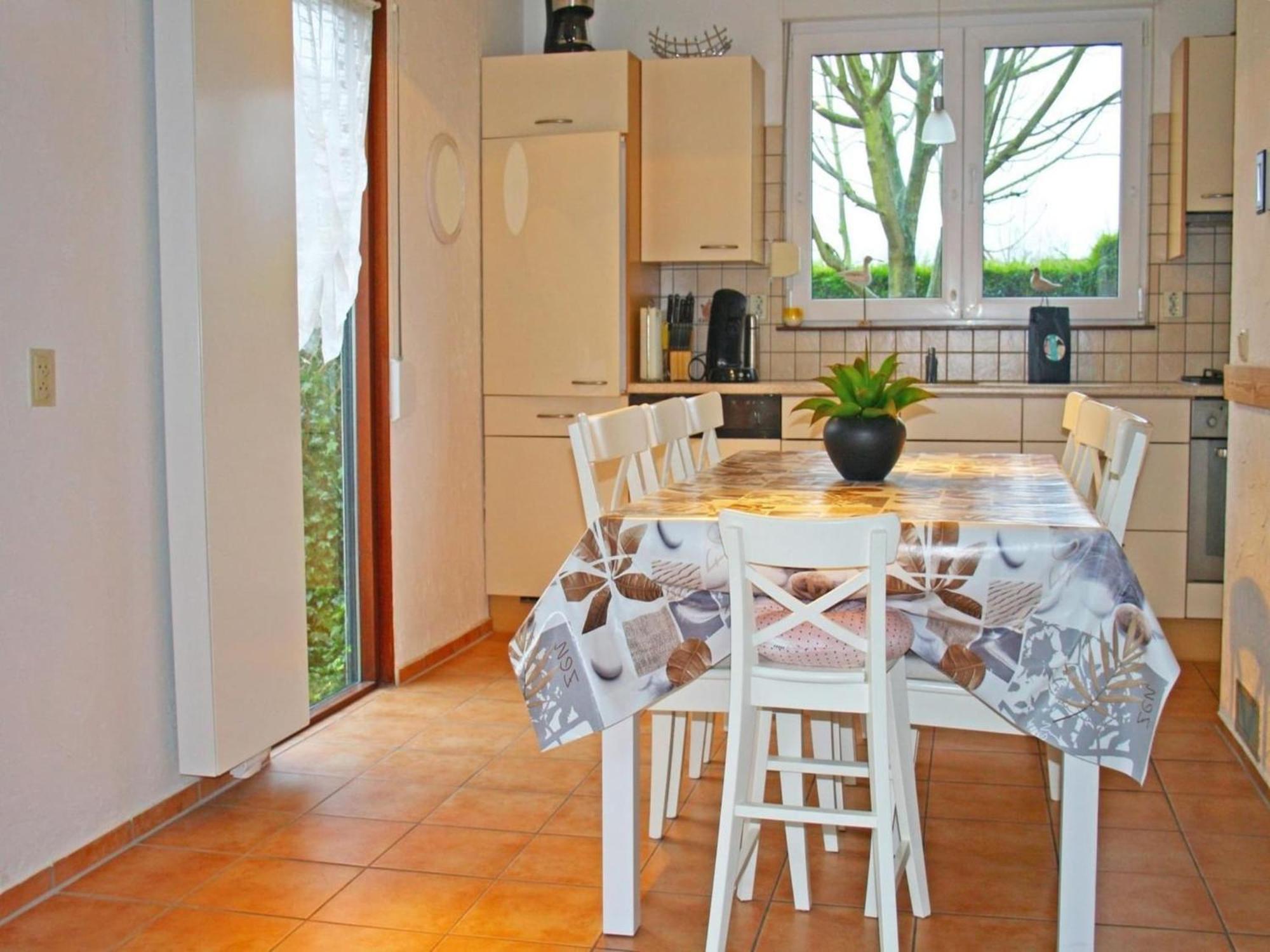 Vakantiehuis Cosy With Garden